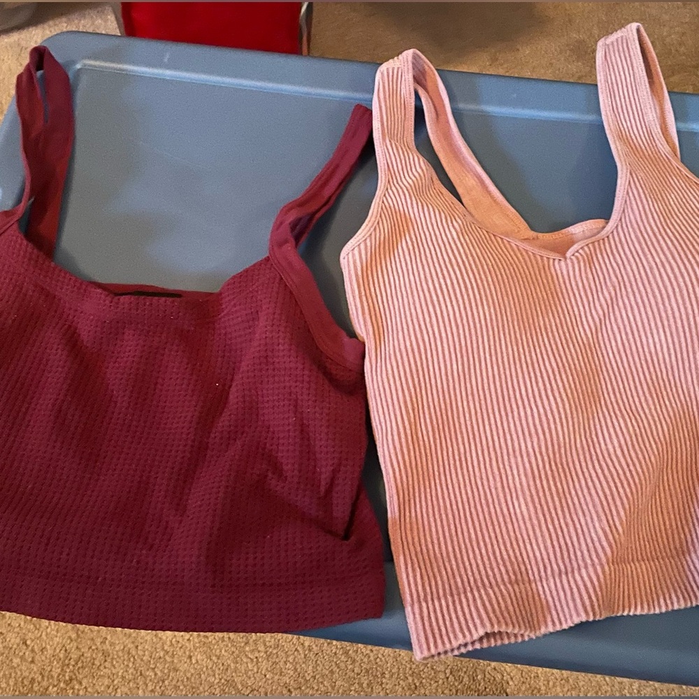 4 crop tops